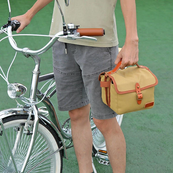 waxed canvas bike bag.JPG