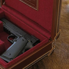 vinage pistol case vinage pistol case